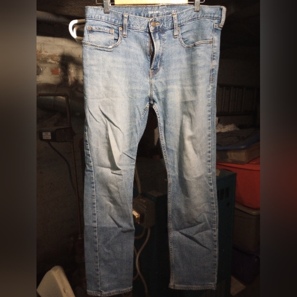 Light Wash Slim Fit Jeans